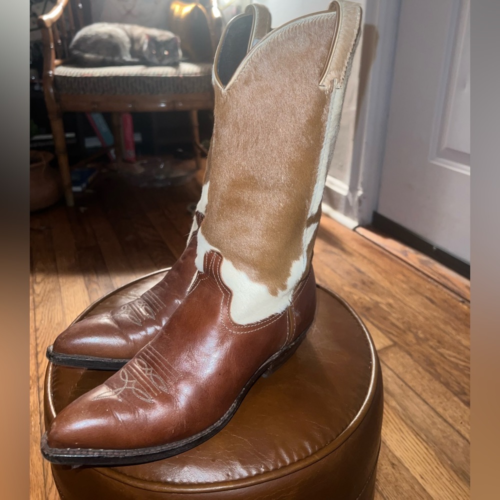 Vintage 90s Code west brown leather cowhide fur cowboy boots